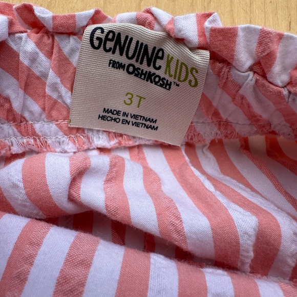 Genuine Kids from OshKosh Seersucker Romper - Picture 3 of 3